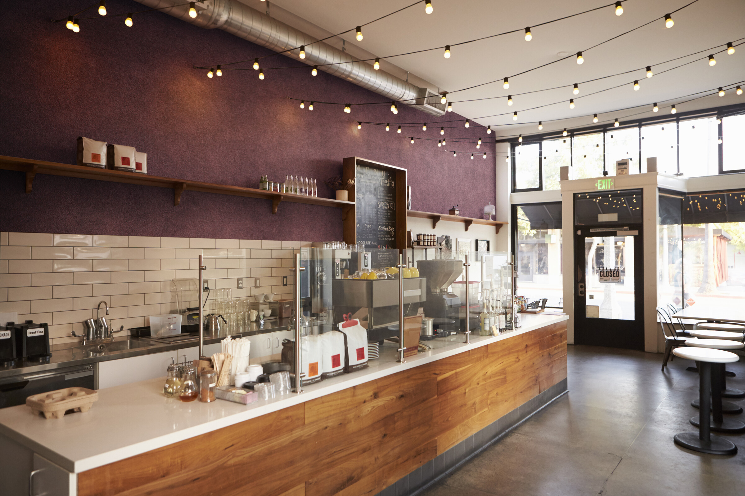 ADFORS Wallcovering Novelio Nature Skin Lava restaurant